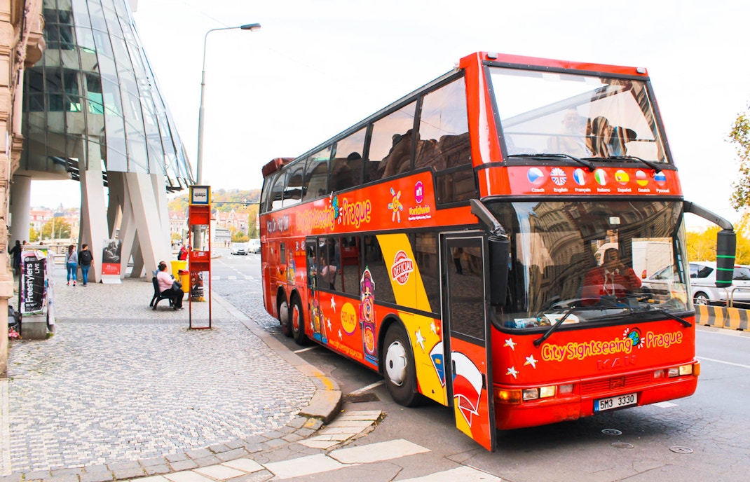 praga hop on hop off