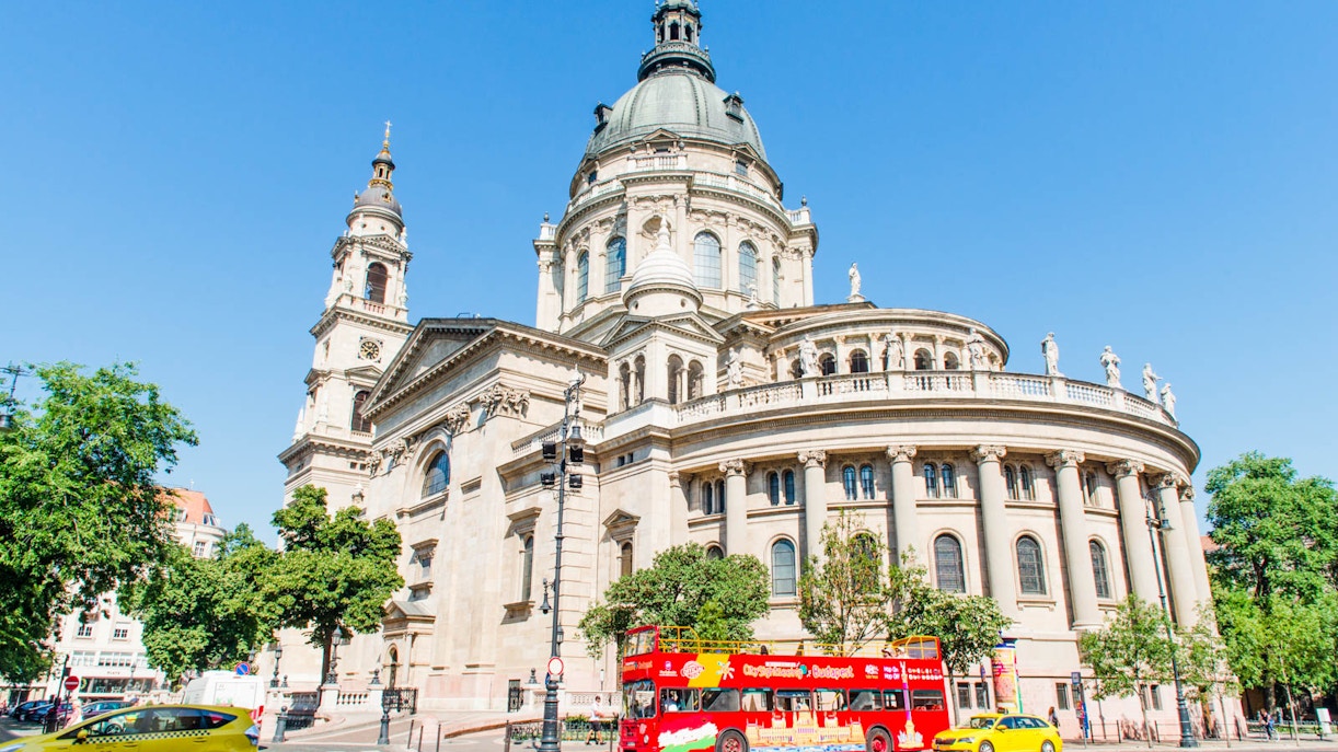 City sightseeing Budapest hop-on-hop-off