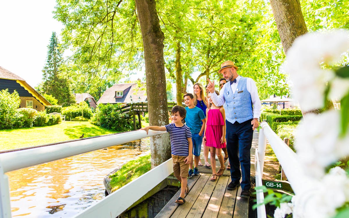 giethoorn day trip from amsterdam by bus & boat-8 giethoorn day trip from amsterdam by bus & boat-8