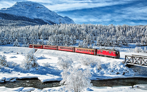 From Milan: St. Moritz & Tirano Day Trip