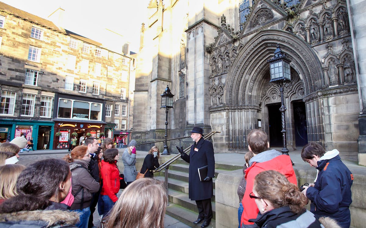 secrets of the royal mile with edinburgh castle-3 secrets of the royal mile with edinburgh castle-3