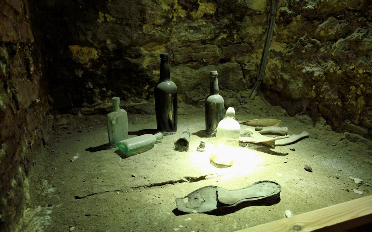 daytime underground ghost tour-3 daytime underground ghost tour-3