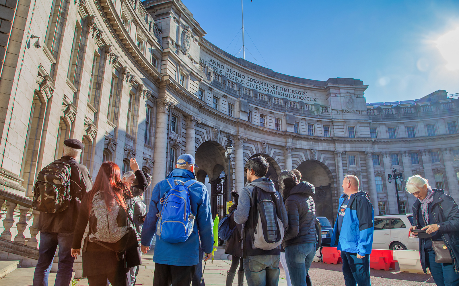 Tour group at Admiralty Arch, London, during Royal Walking Tour.