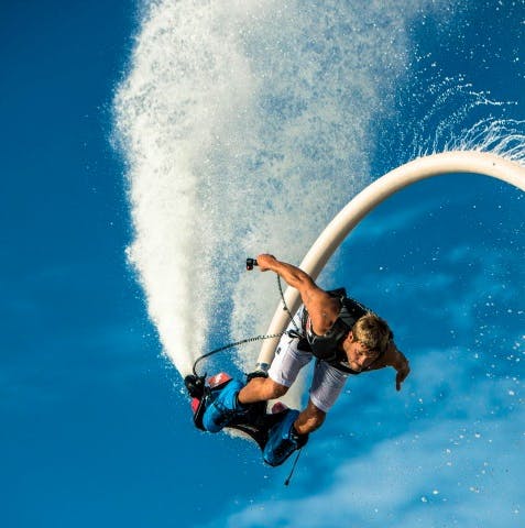 Go flyboarding in Dubai, experience the adventure of a lifetime!
