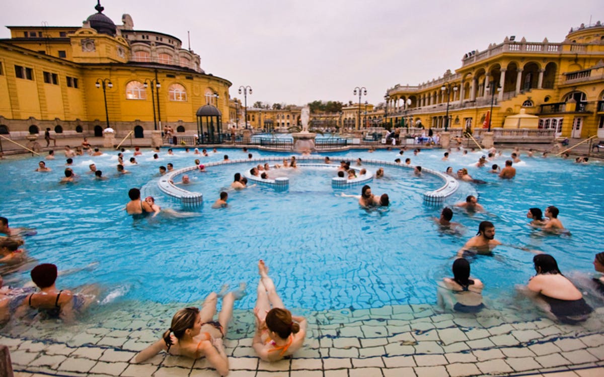 accès d'une journée entière aux thermes de széchenyi + croisière promenade sur le danube-3 accès d'une journée entière aux thermes de széchenyi + croisière promenade sur le danube-3