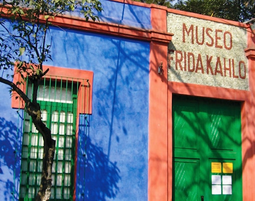 Frida Kahlo Museum entrance in Coyoacan, part of Xochimilco and Anahuacalli Museum guided tour.