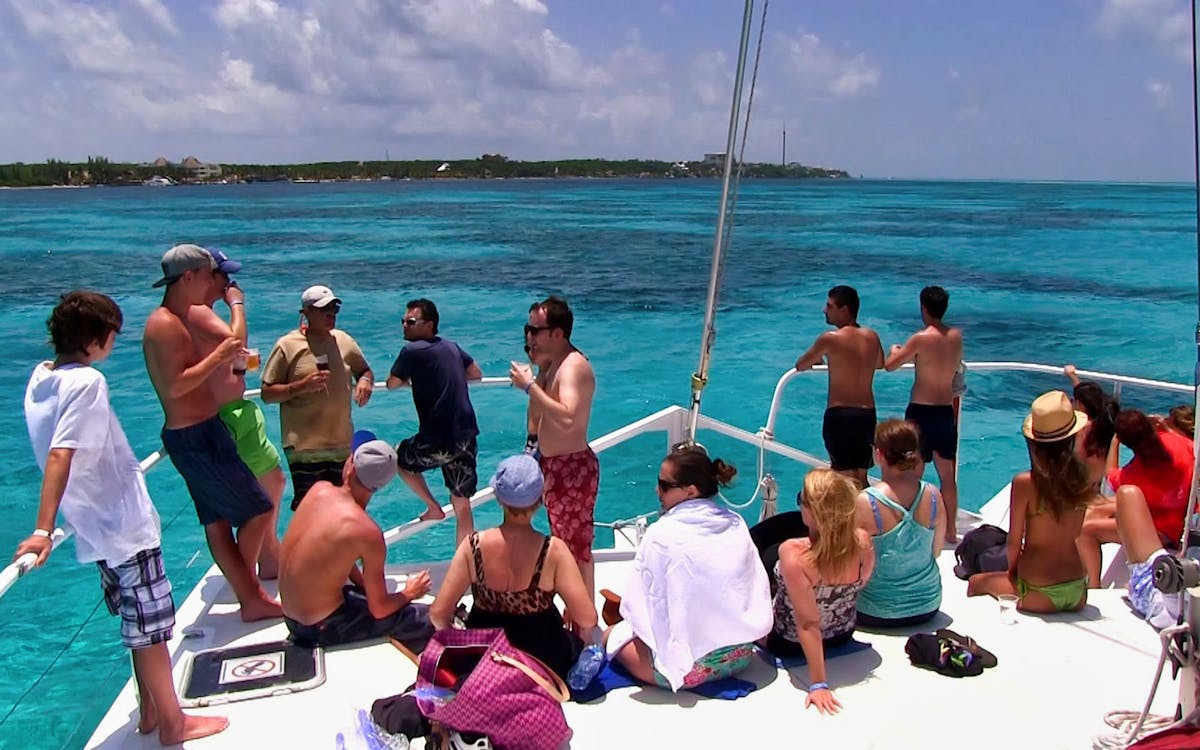 all-inclusive catamaran to isla mujeres tour-3 all-inclusive catamaran to isla mujeres tour-3