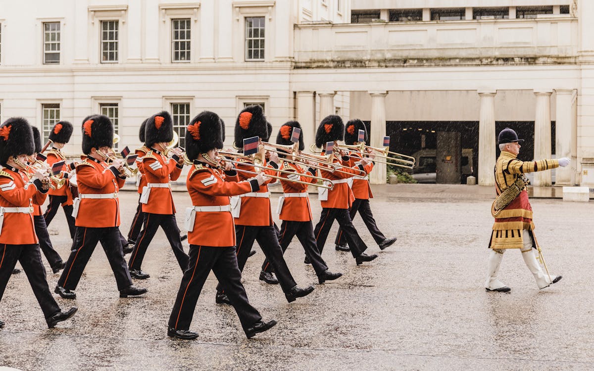 tours from home: changing of the guard-1 tours from home: changing of the guard-1
