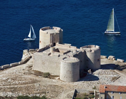 Terrace and its Towers
