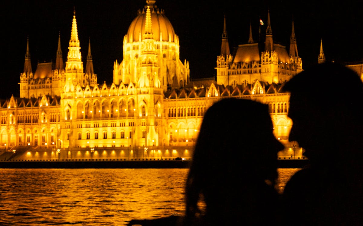 budapest: danube sightseeing cruise & beverages-7 budapest: danube sightseeing cruise & beverages-7