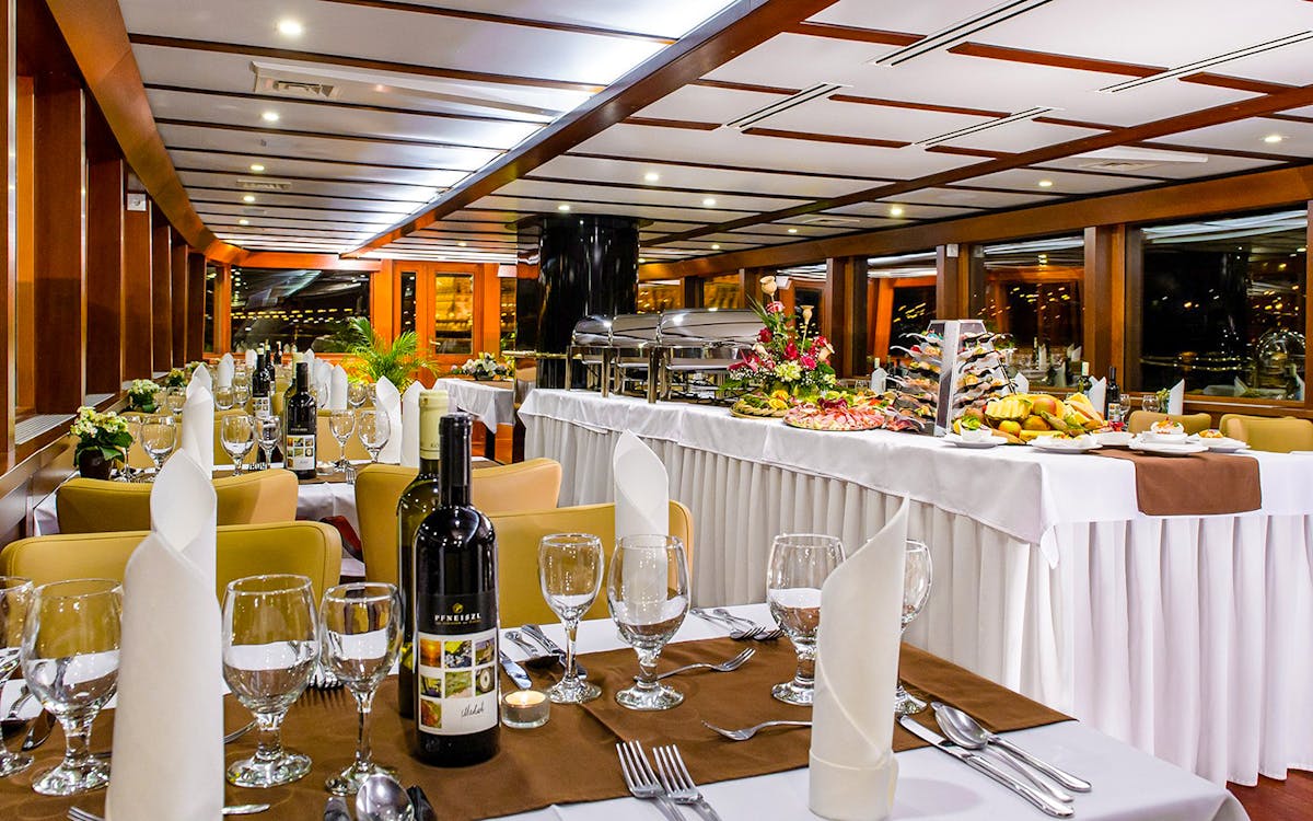 budapest : dîner-croisière en soirée et musique live avec navettes en option-4 budapest : dîner-croisière en soirée et musique live avec navettes en option-4