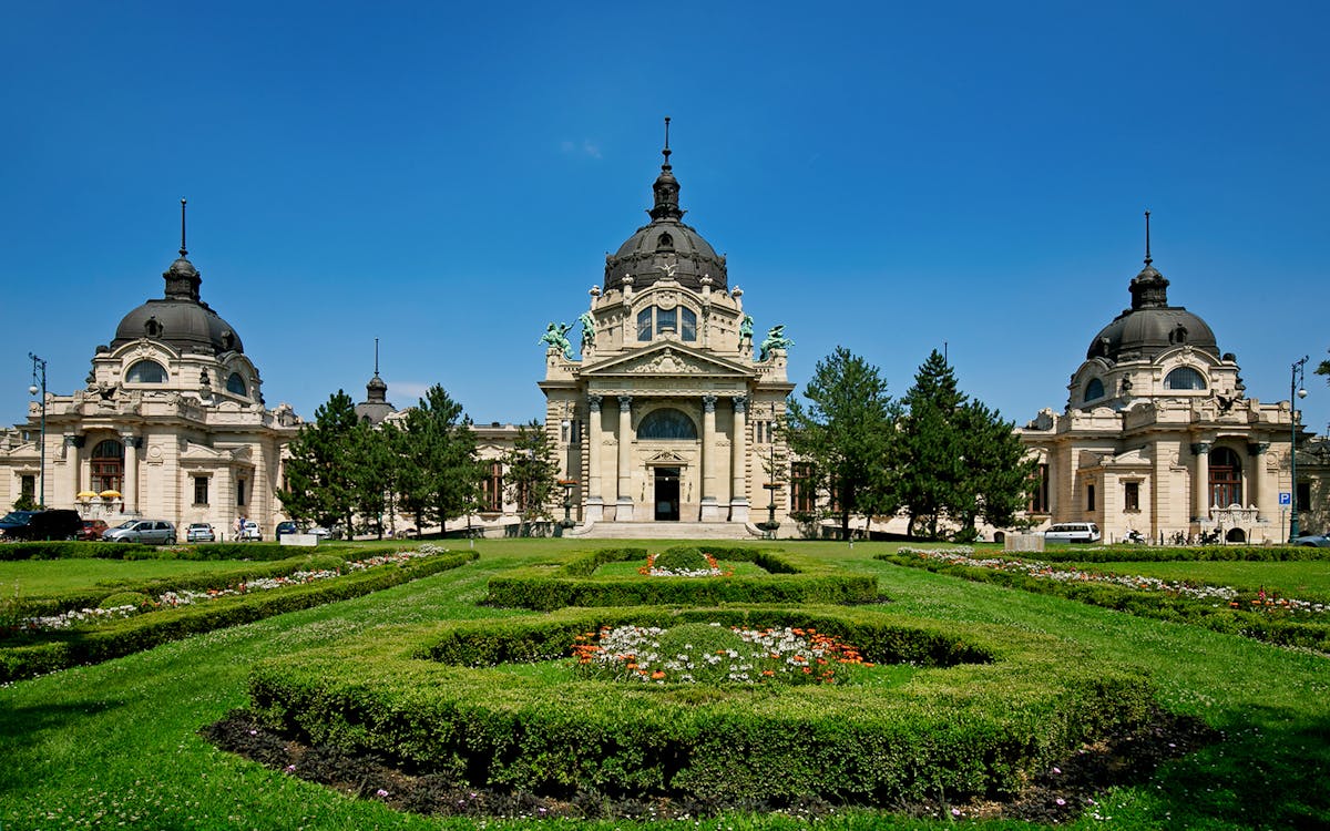 budapest e-bike city tour with optional beverages-8 budapest e-bike city tour with optional beverages-8