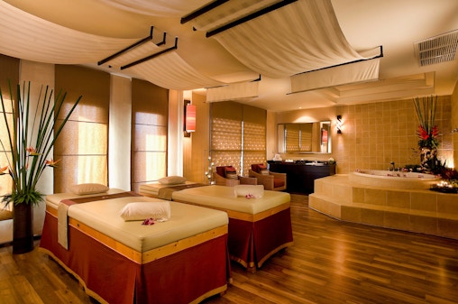 Let's Relax Four Hands Thai Massage