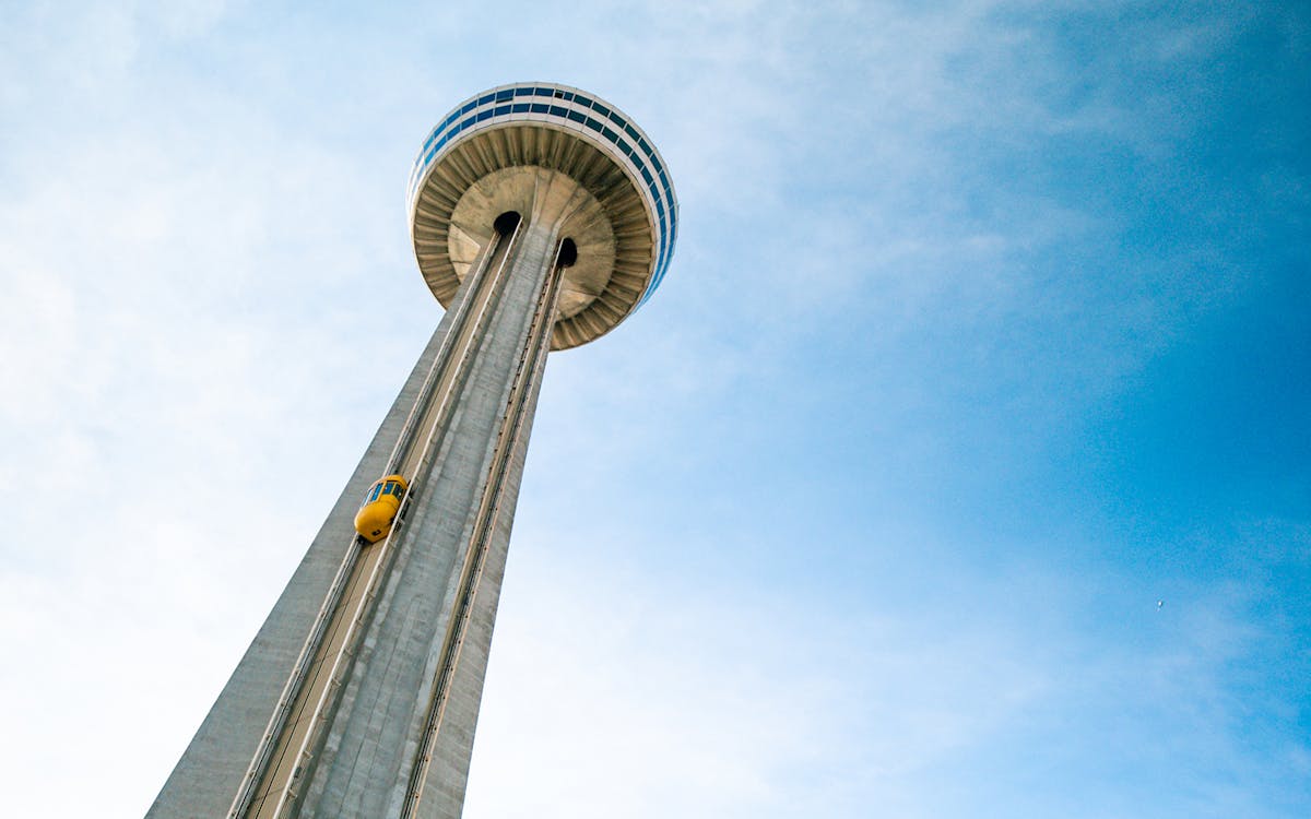 niagara falls guided tour with skylon tower-2 niagara falls guided tour with skylon tower-2
