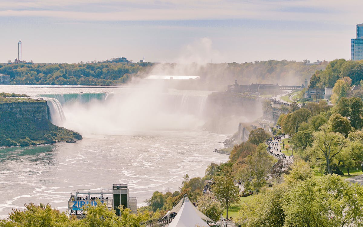 niagara falls walking tour & sightseeing cruise-1 niagara falls walking tour & sightseeing cruise-1