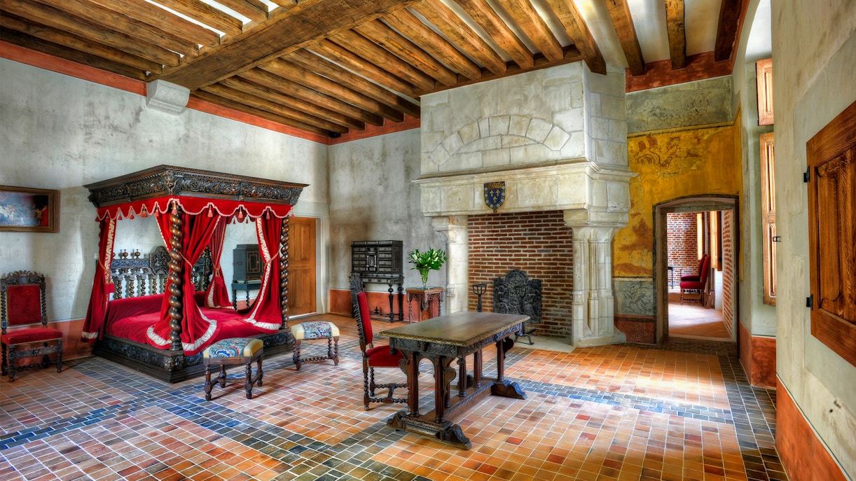 Loire Valley's Clos Lucé, Leonardo da Vinci's last home, with Chaumont sur Loire and Amboise Castle.