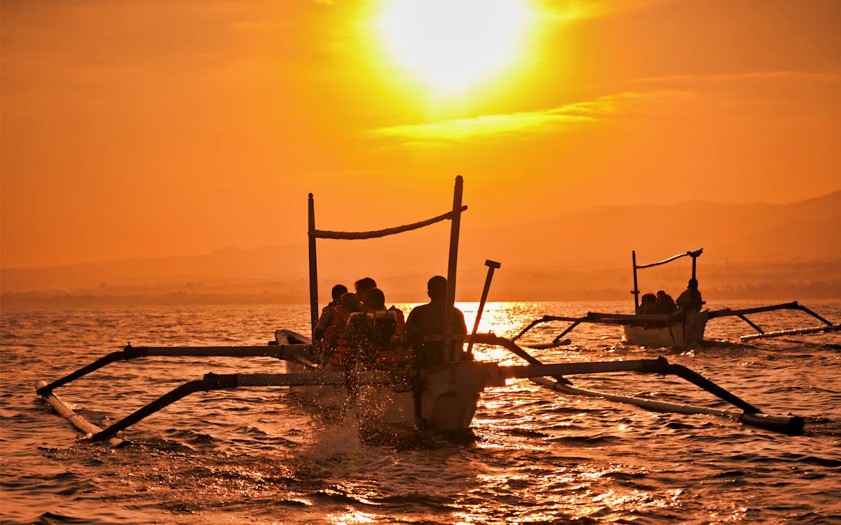 bali dolphin watching & sunrise at lovina beach – full day-7 bali dolphin watching & sunrise at lovina beach – full day-7