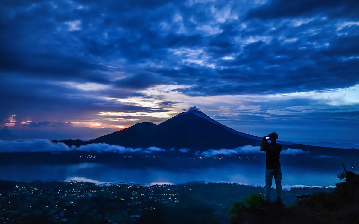mount batur sunrise trekking small group tour-8 mount batur sunrise trekking small group tour-8