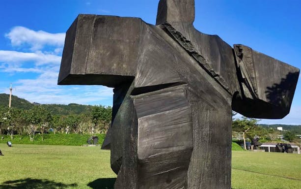 Sculpture in the outdoor garden of Jinshan JuMing Museum, Taiwan.
