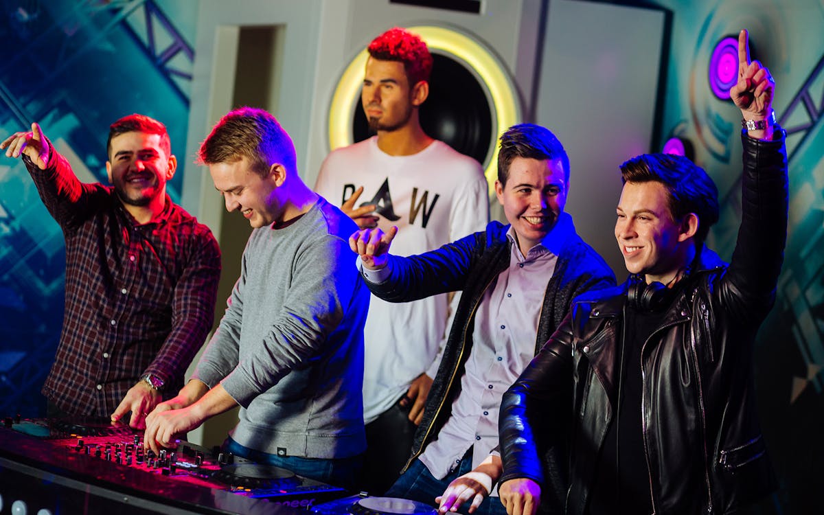 skip-the-line: madame tussauds amsterdam tickets-4 skip-the-line: madame tussauds amsterdam tickets-4