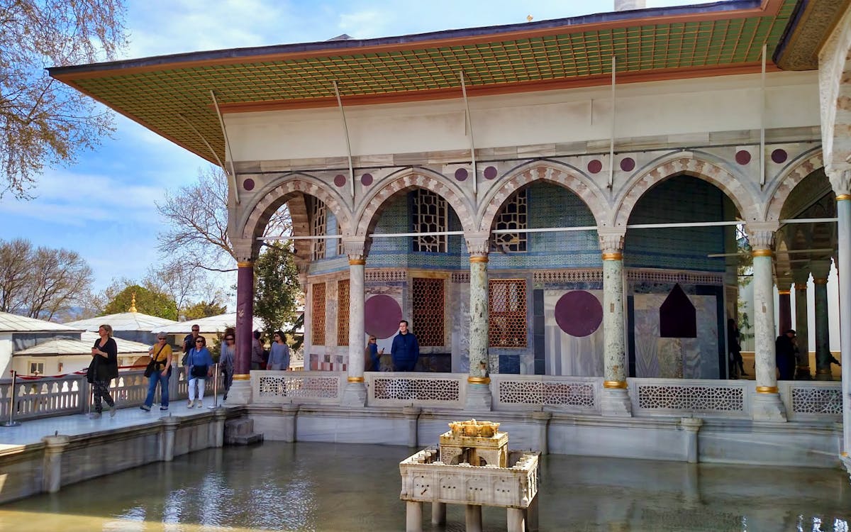 small group tour of haghia sophia and topkapi palace-4 small group tour of haghia sophia and topkapi palace-4