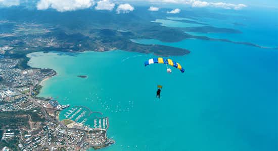 Skydiving in Cairns