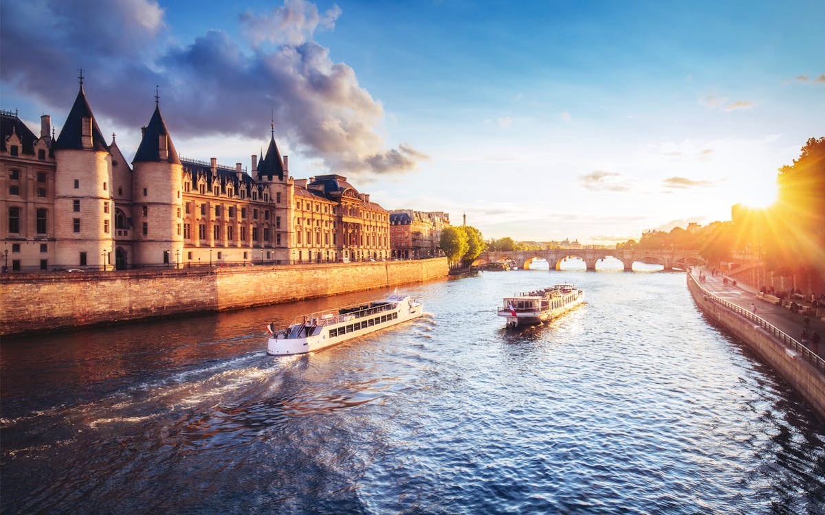 tickets to arc de triomphe with seine river cruise tickets-2 tickets to arc de triomphe with seine river cruise tickets-2