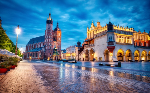 Creepy Krakow: 2-Hour City Walking Tour