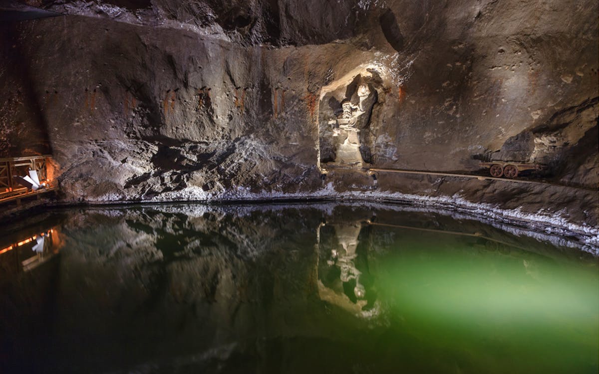 wawel castle, cathedral and wieliczka salt mine guided tour with lunch-7 wawel castle, cathedral and wieliczka salt mine guided tour with lunch-7