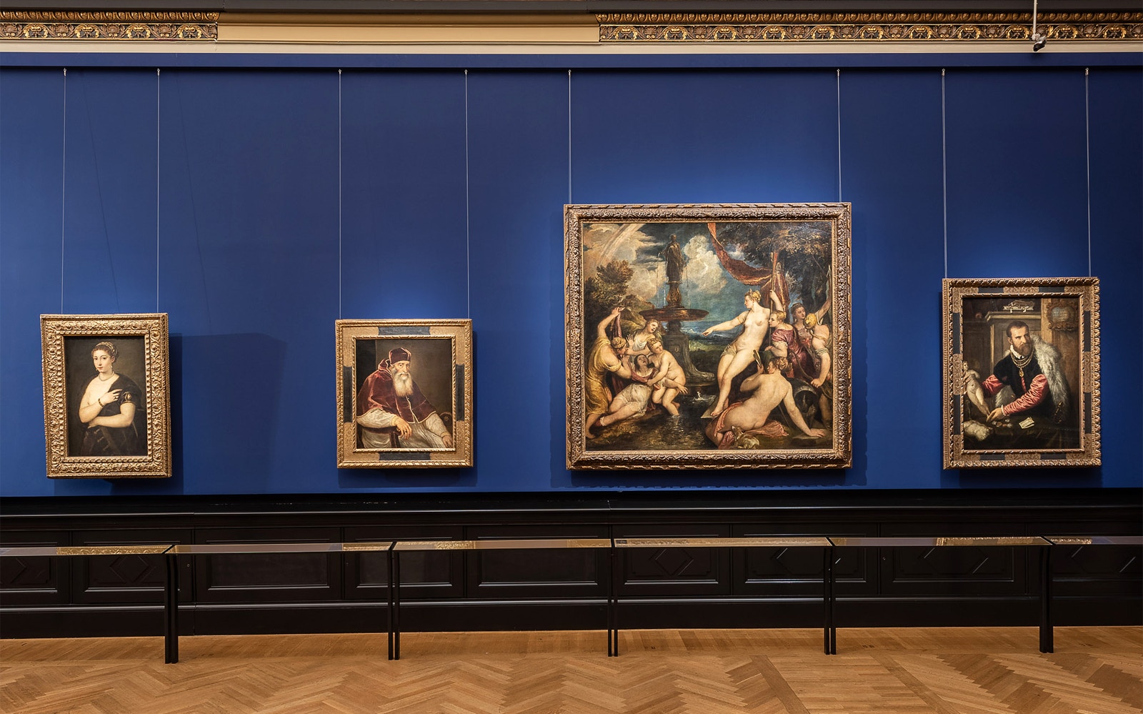 Kunsthistorisches Museum cafe interiors