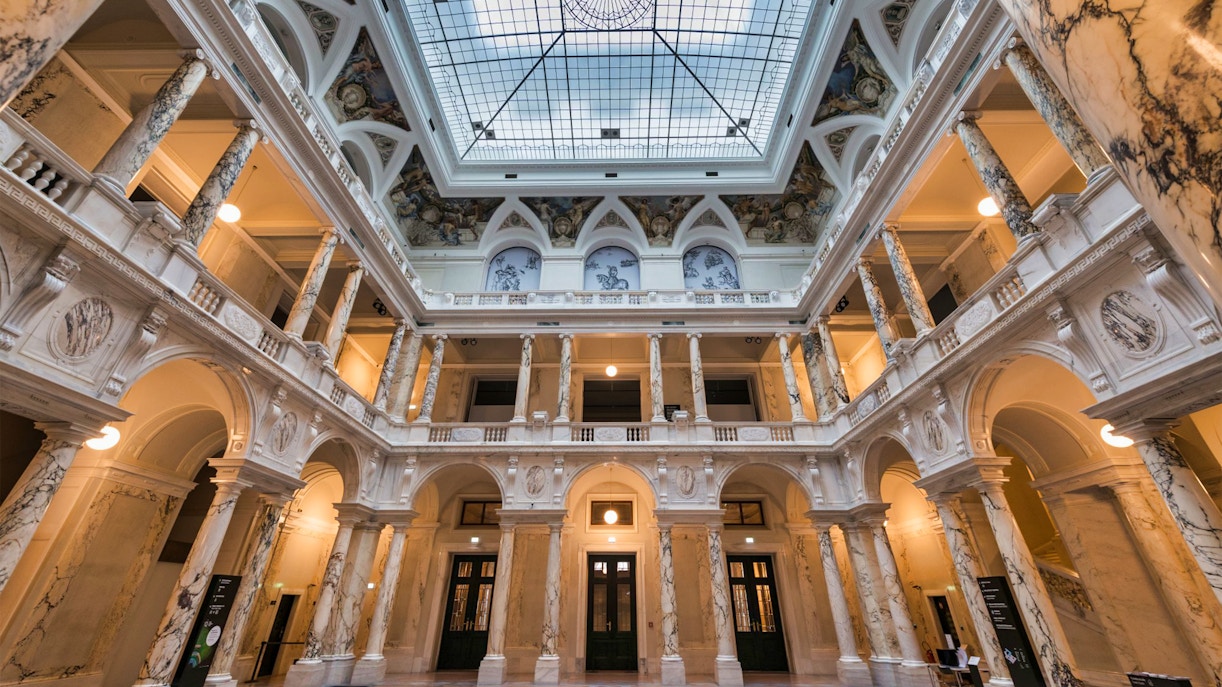 visit Weltmuseum Wien