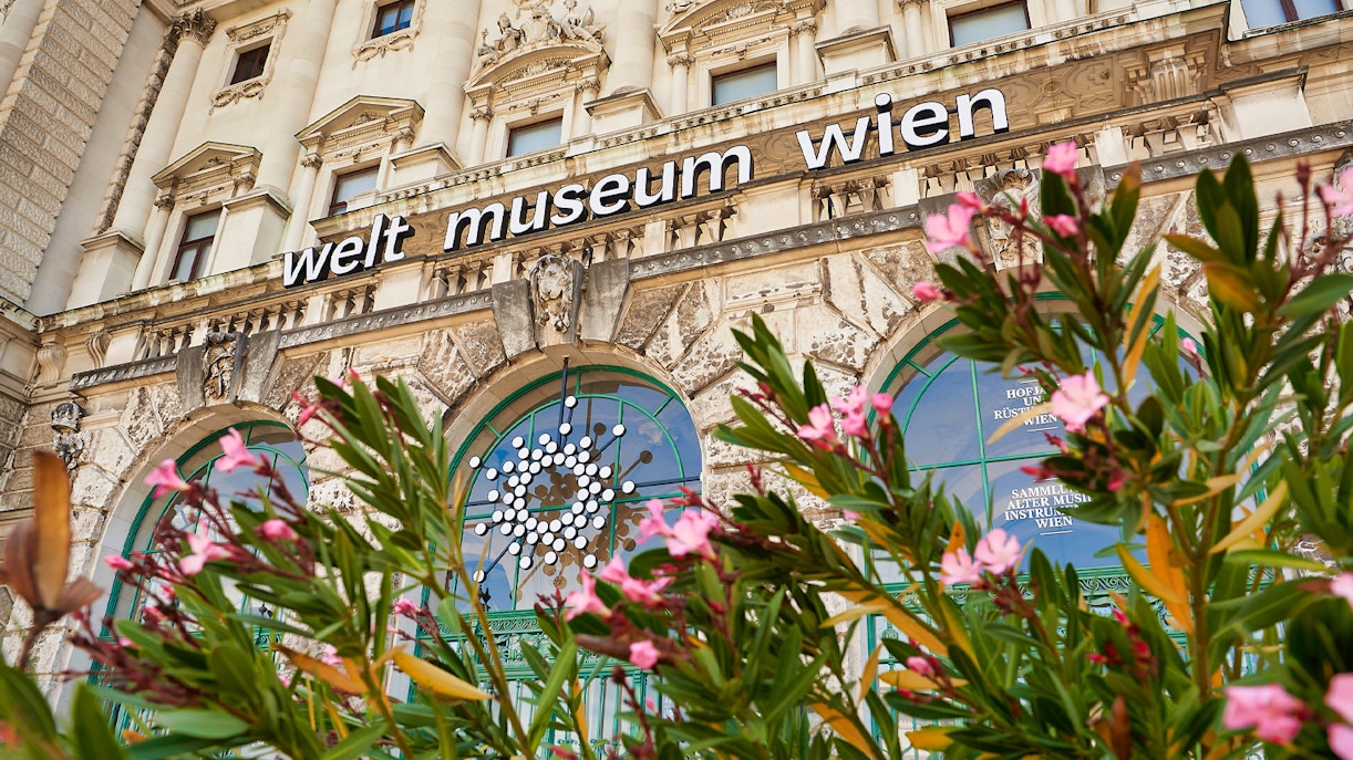 visit Weltmuseum Wien
