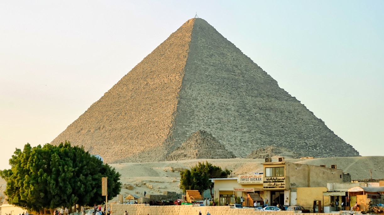 Pyramids of Giza opening hours