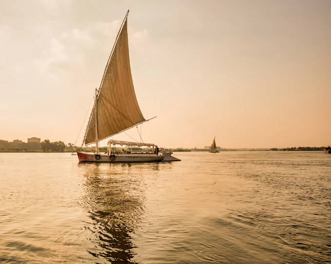 From Cairo: Half-Day Giza Pyramids & Sphinx Guided Tour with Nile Felucca Ride & Hotel Transfers