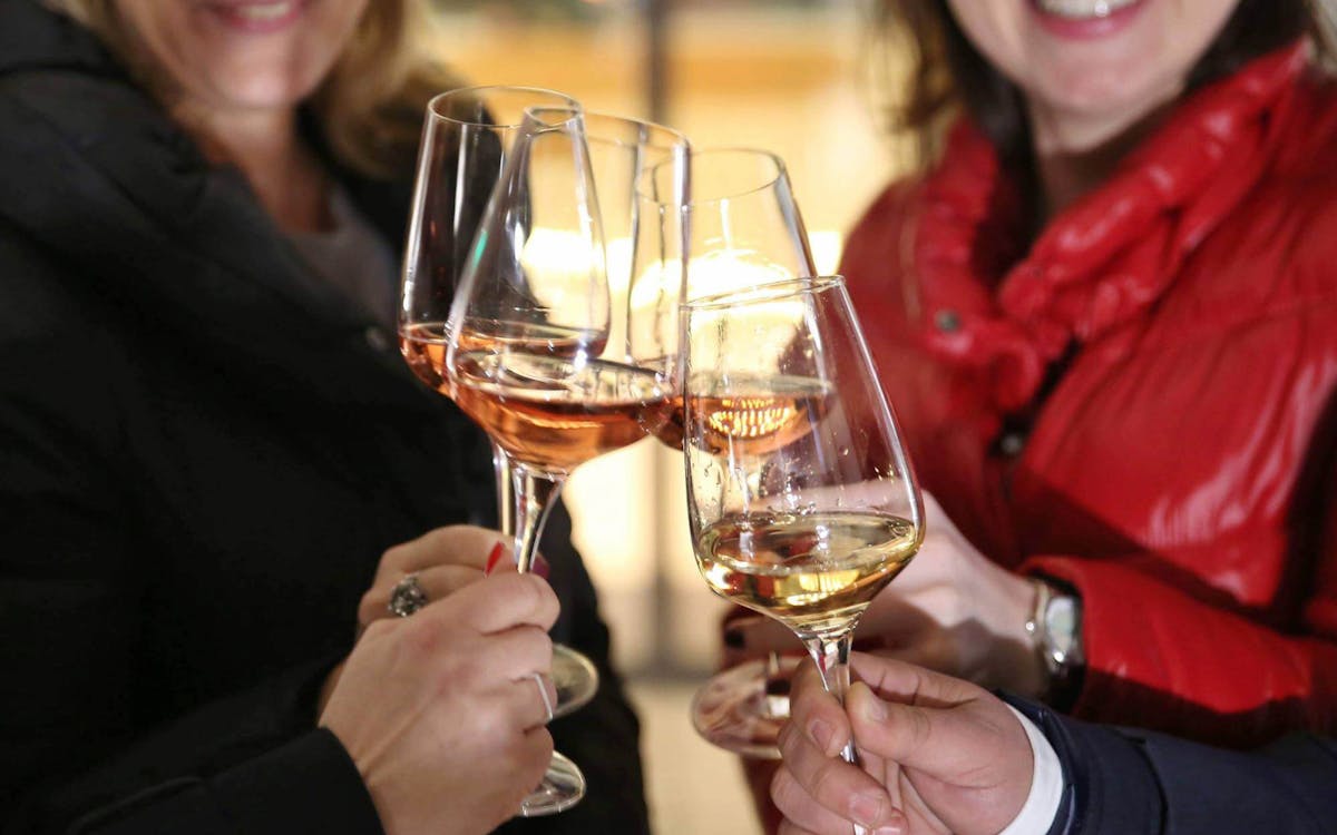 city sightseeing tour and wine tasting-4 city sightseeing tour and wine tasting-4