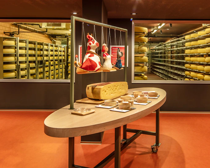 Full-Day Guided Tour of Bern from Zürich with Biscuit & Cheese Tasting
