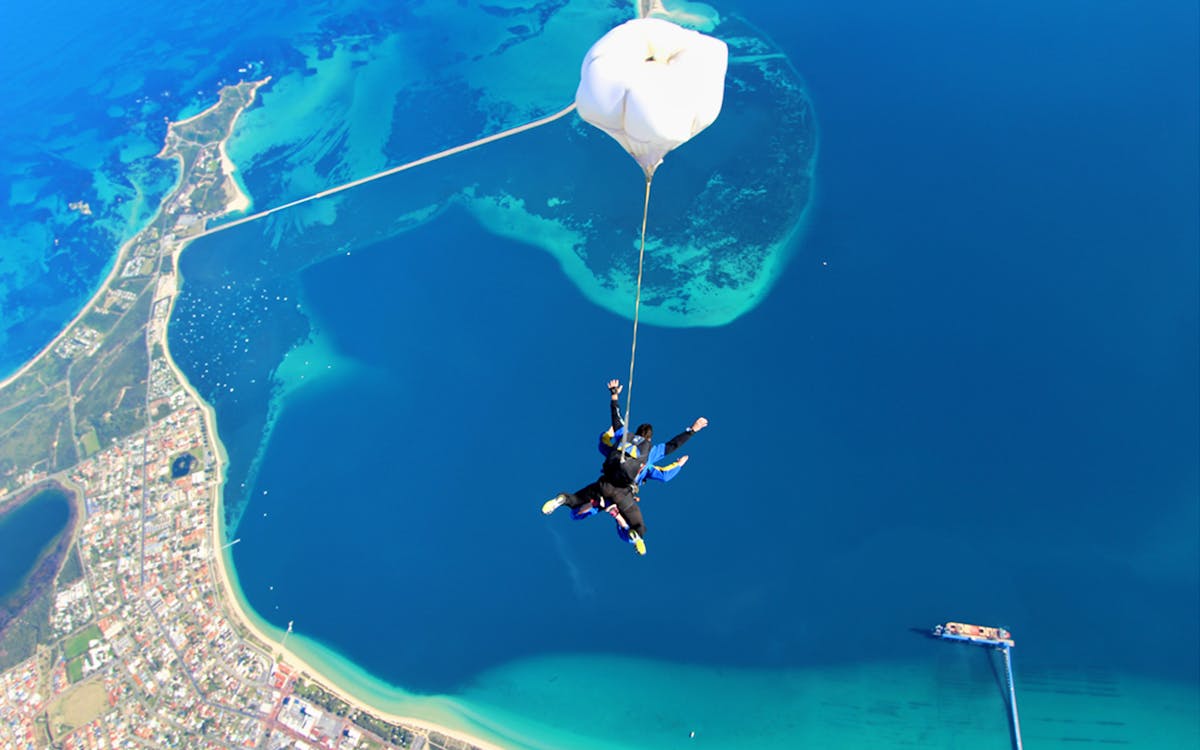perth rockingham tandem skydive tickets: 15,000ft with transfers-14 perth rockingham tandem skydive tickets: 15,000ft with transfers-14