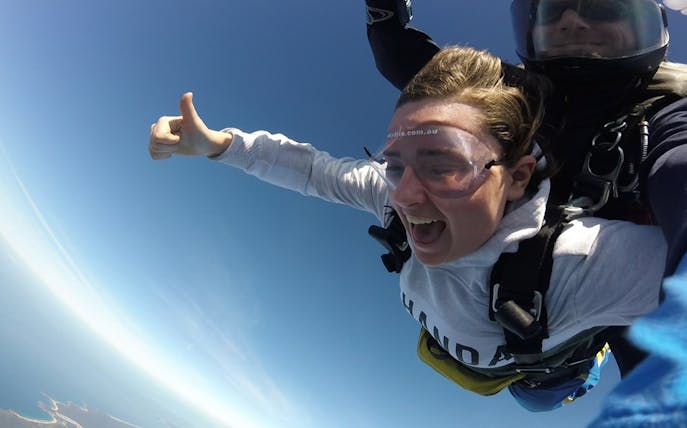 Tandem skydive over Hunter Valley at 15,000ft with ocean view.