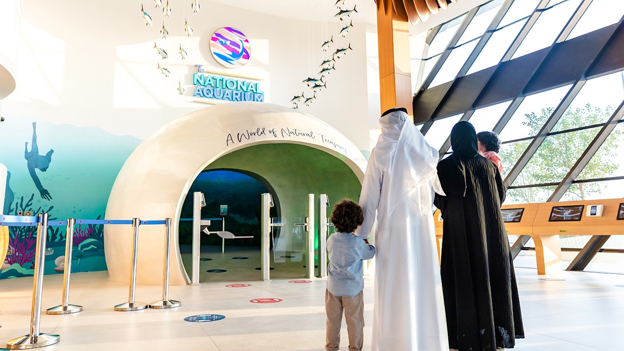 acuario abu dhabi