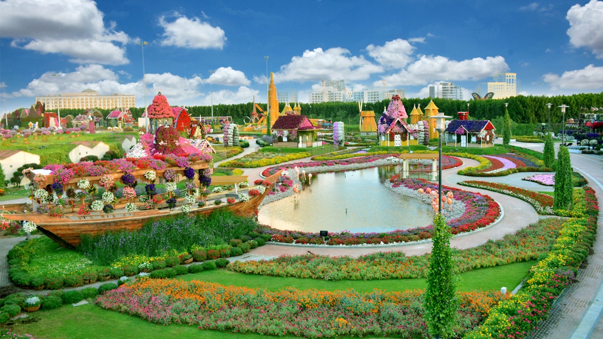 Visit Miracle Garden Dubai