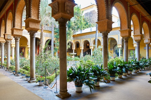 Tickets to Palacio de las Dueñas with Audio Guide