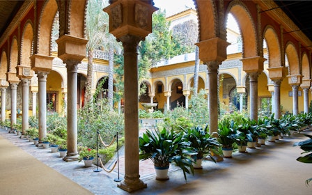 Tickets to Palacio de las Dueñas with Audio Guide