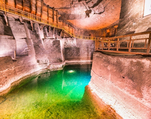 Mine de sel de Wieliczka, lac salé souterrain
