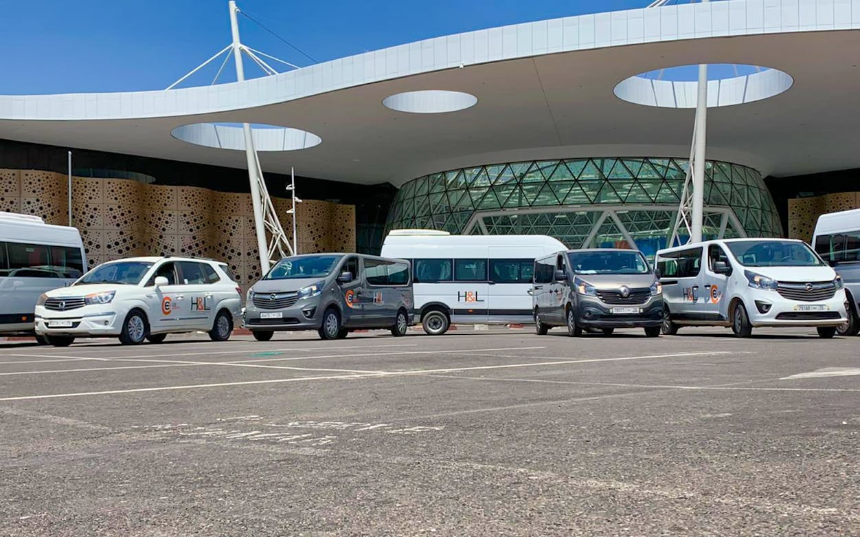 Private transfer vehicles at Essaouira Airport for Marrakesh route.