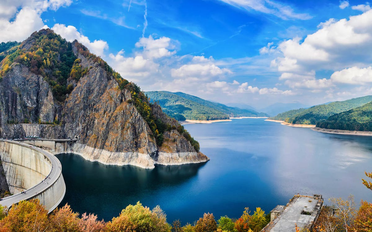 the real dracula castle tour with visit to poenari fortress and targoviste-4 the real dracula castle tour with visit to poenari fortress and targoviste-4