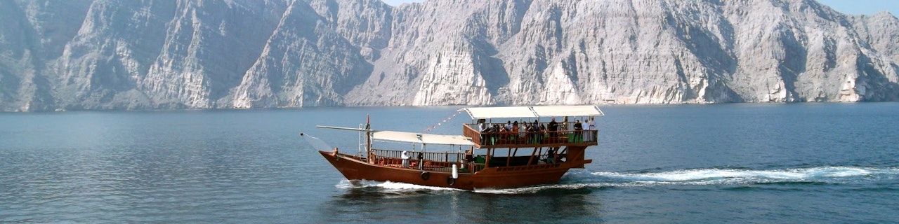 Tour di Musandam Dibba con crociera in dhow e pranzo