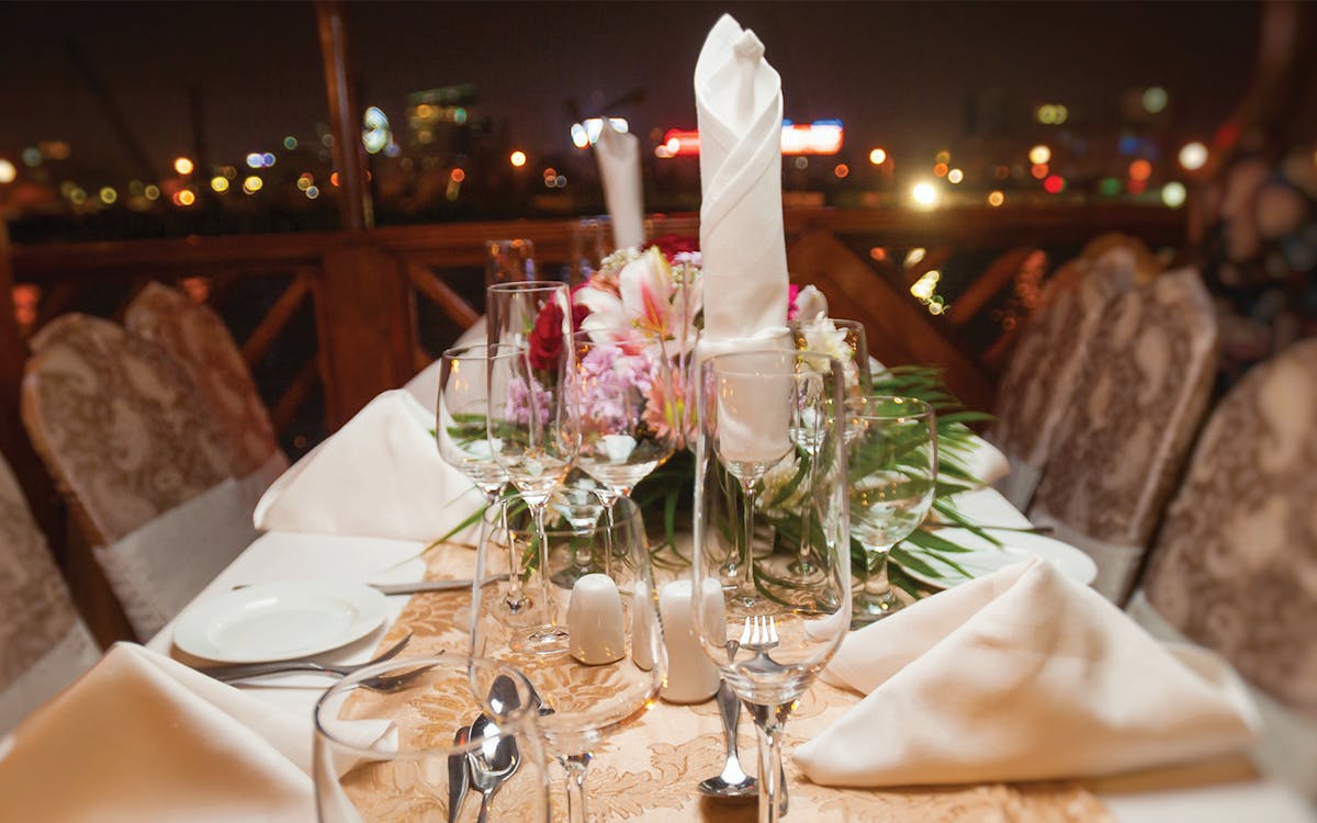 luxury dhow dinner cruise with live entertainment in dubai creek-0 luxury dhow dinner cruise with live entertainment in dubai creek-0