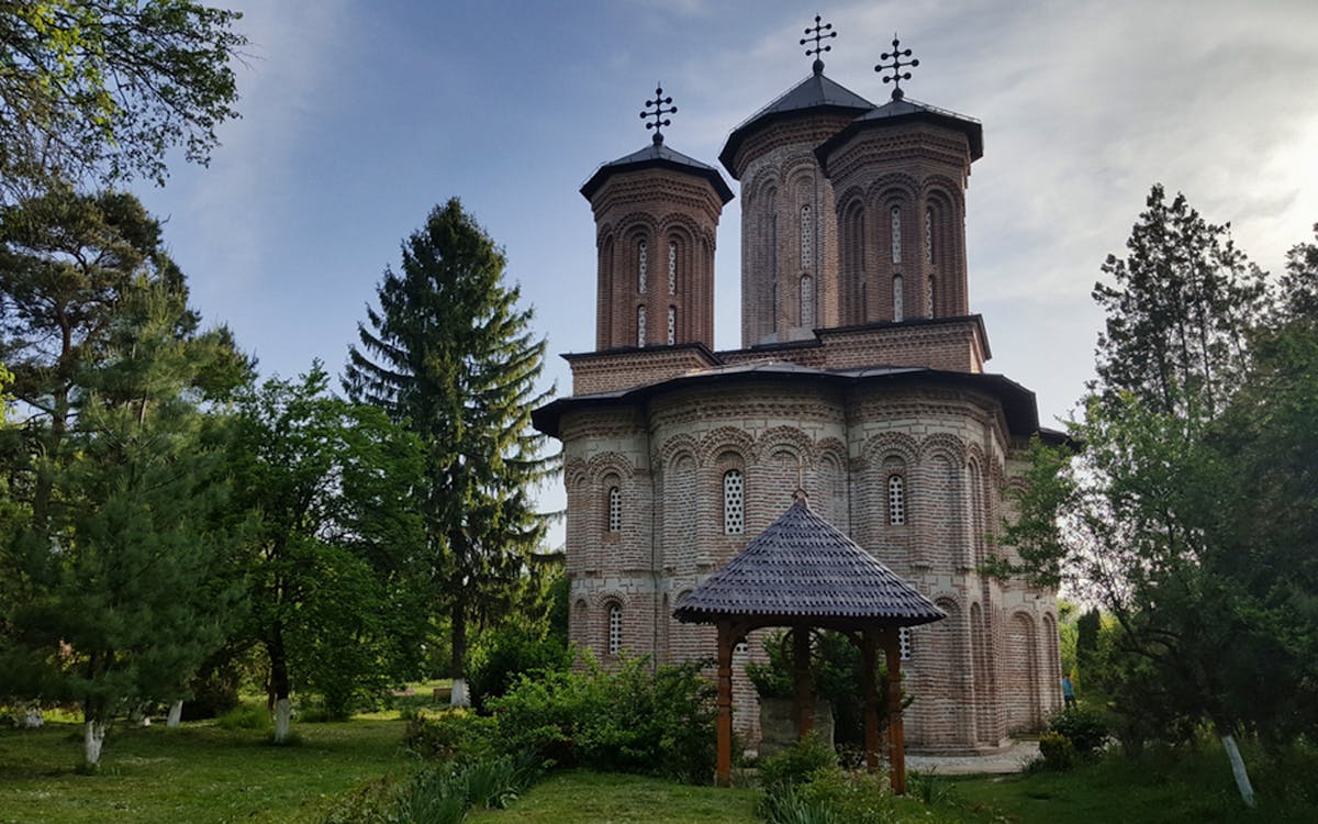 half-day trip to snagov monastery & mogosoaia palace – small group/private tour-3 half-day trip to snagov monastery & mogosoaia palace – small group/private tour-3
