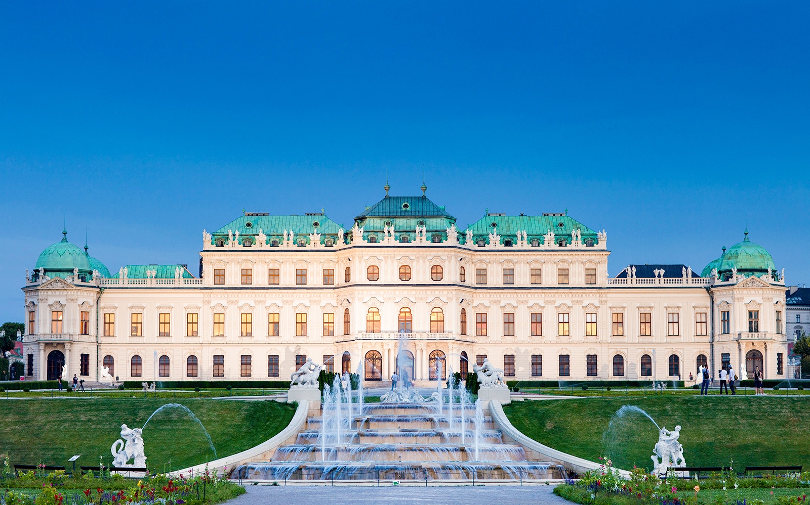 Upper Belvedere Palace in Vienna with fountains and gardens in the foreground.