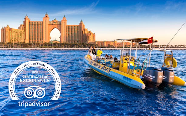 Speedboat tour near Atlantis Hotel, Dubai Marina.